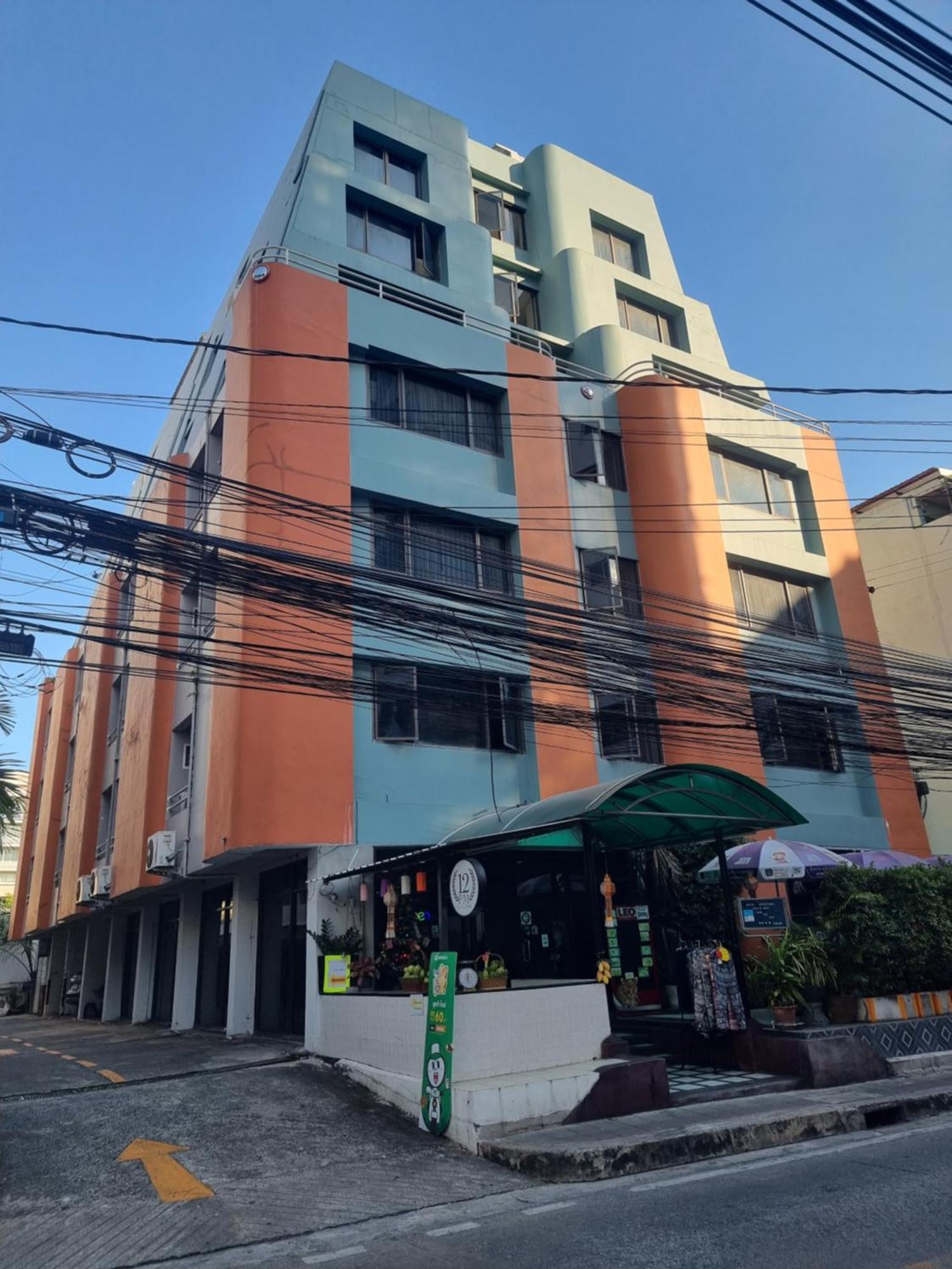 12 Pm 방콕 호텔 외부 사진